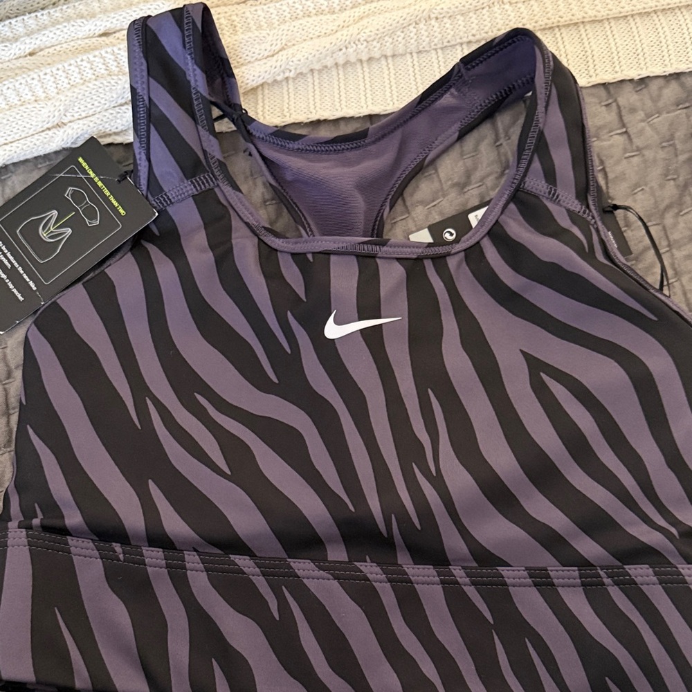 Nike Women's Black and Purple Zebra Sports Bra and Pants